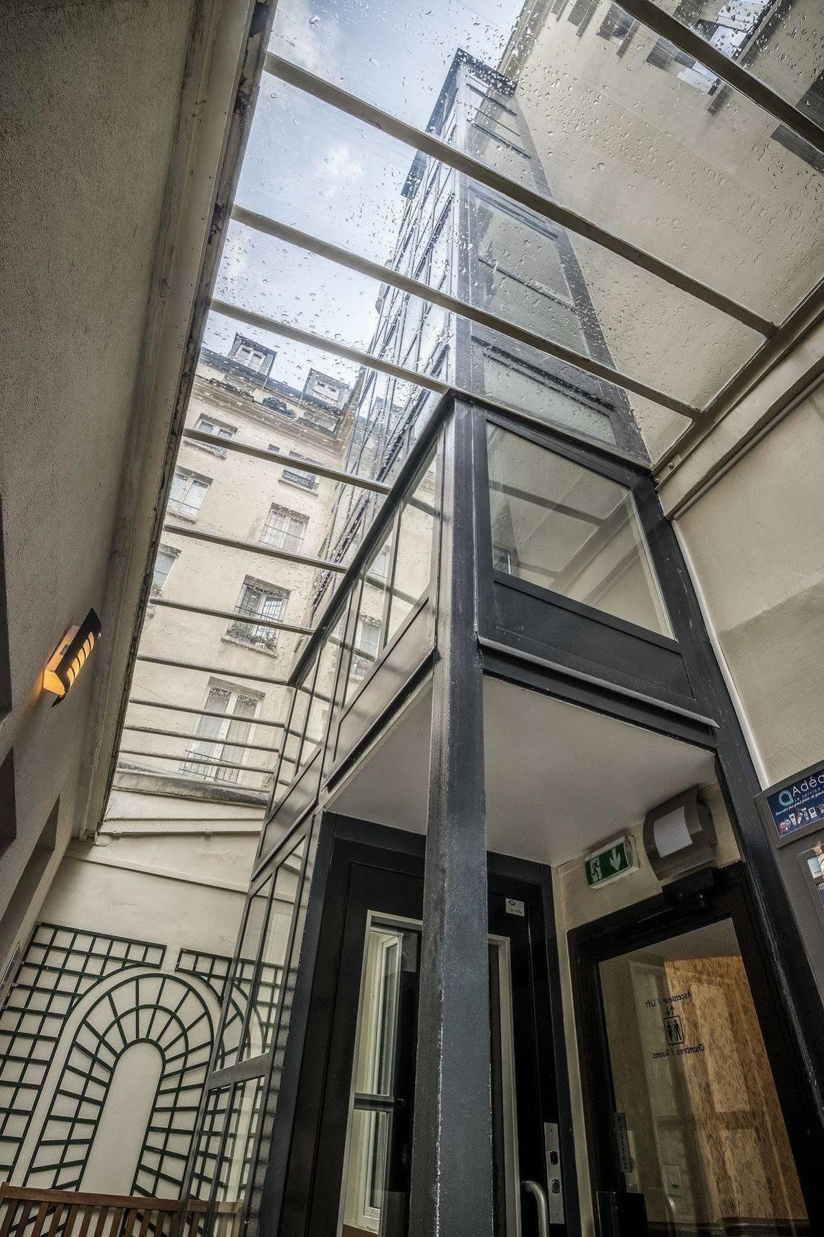 Chabrol Opera Parigi